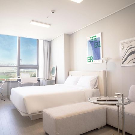 Uh Flat The Songdo Appartement Incheon Buitenkant foto